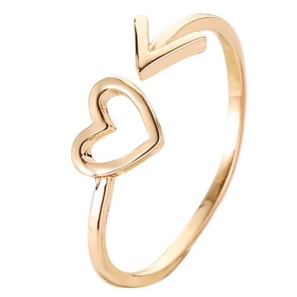 Arrow Through My Heart Ring - Picture 2 of 6